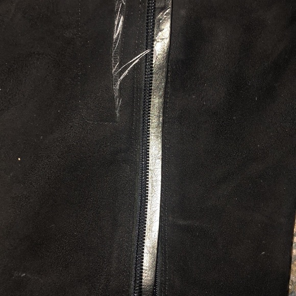 2 Black Boots 1 Suede and 1 leather - Picture 8 of 11